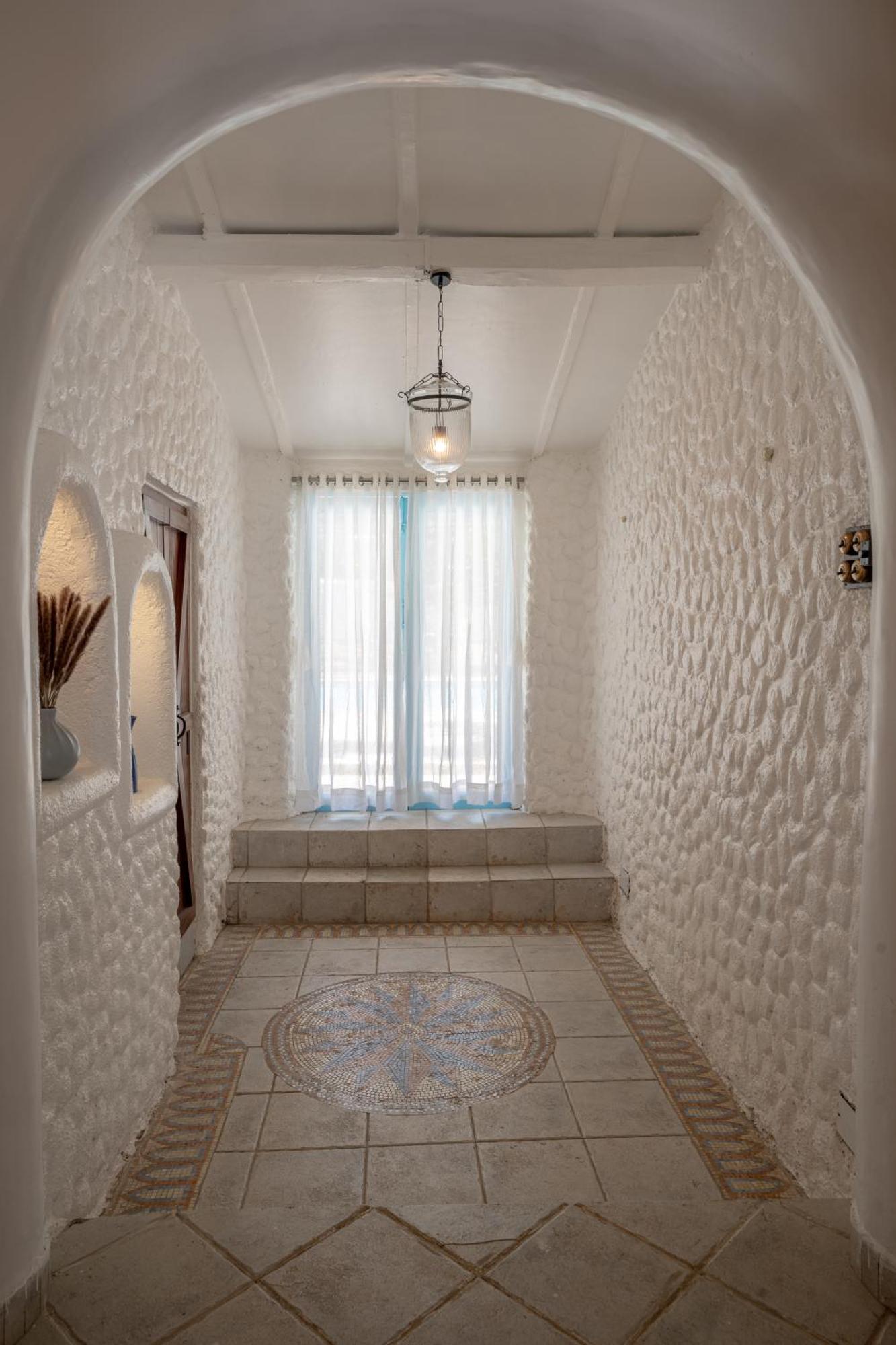 Lohonostays Villa Santorini 알리바그 외부 사진